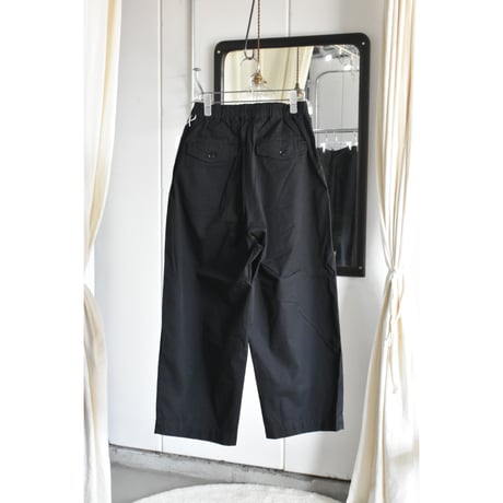 TOUJOURS /  garment dye cotton stretch gabardine cloth 2 in -pleat baggy chinos
