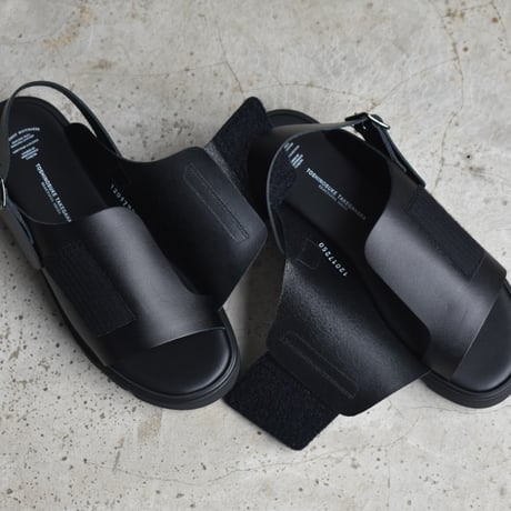 beautiful shoes /   VELCRO SANDALS