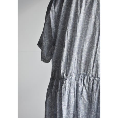 TOUJOURS / liberty  gray flower print  cotton  cloth short sleeve classic gathered dress