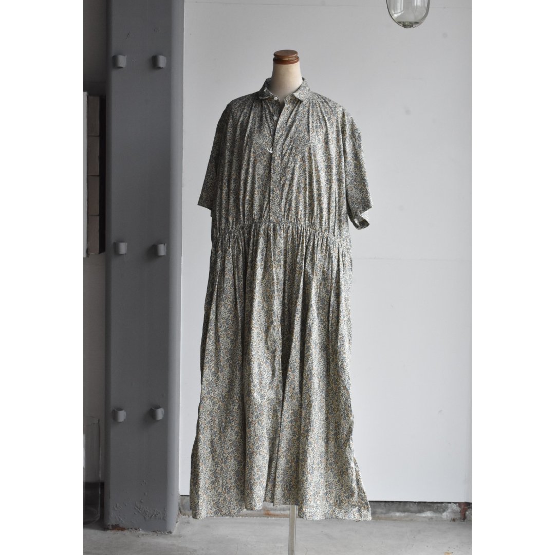 TOUJOURS リバティ小花柄ワンピース