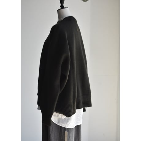 oyuna / sweater