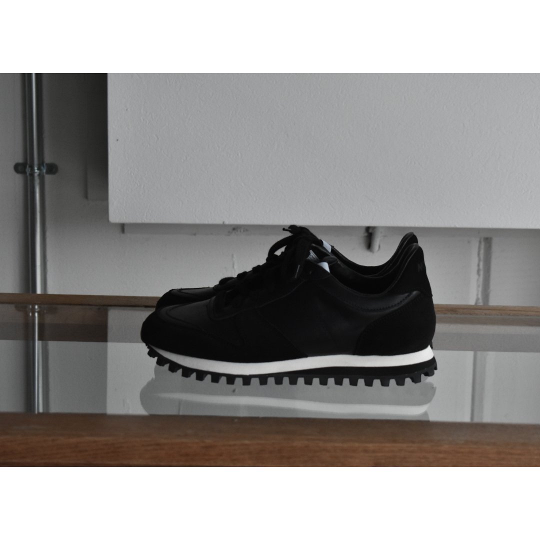 NOVESTA / marathon leather trail Fine Italian