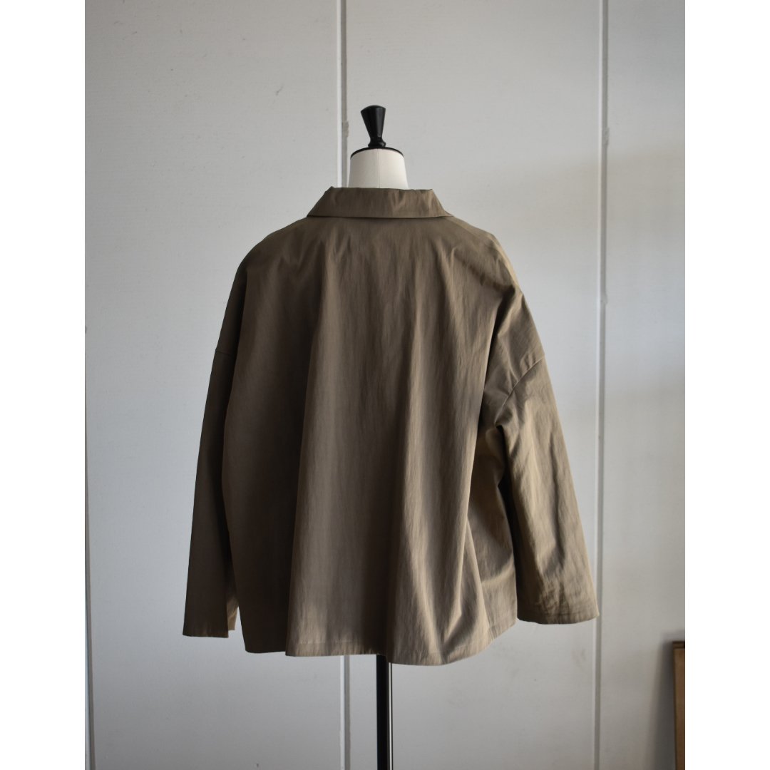 apuntob 生成り　ジャケット apuntob Jacket heavy cotton ¥100000(¥110000) . イタリアのapuntob