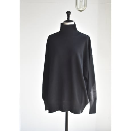 oyuna / sweater