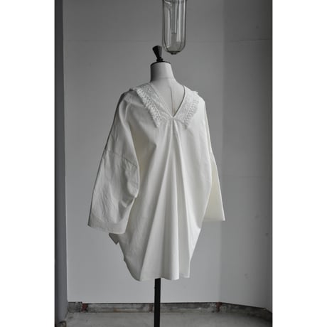 TOUJOURS / superior  raw cotton vintage sheeting cloth fringe lace poncho