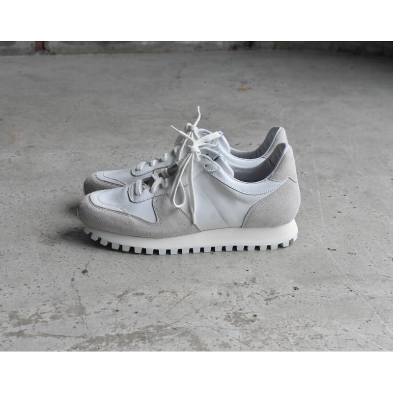 【美品】NOVESTA ノヴェスタ MARATHON LEATHER TRAIL NOVESTA(ノヴェスタ)のMARATHON LEATHER TRAIL通販 | 集英社