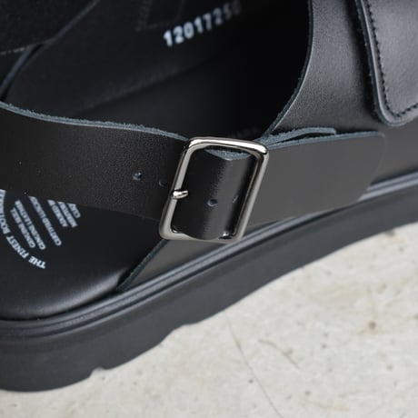 beautiful shoes /   VELCRO SANDALS
