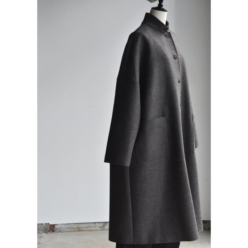 APUNTOB ウールモヘヤオーバーコート チャコール 2 APUNTOB ウールモヘヤオーバーコート チャコール 2 - メルカリ