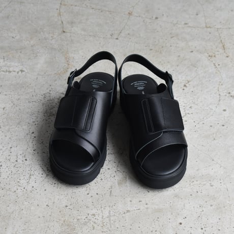 beautiful shoes /   VELCRO SANDALS