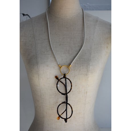 LA  LOOP   / glass   holder