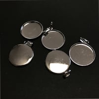 ペンダント丸皿20㎜ シルバー（5ケ入/1袋）