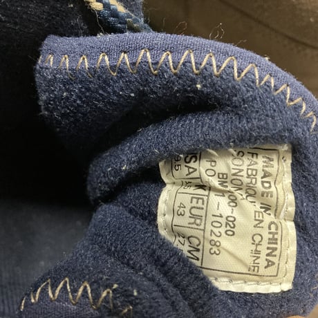 COLUMBIA HIKING BOOTS