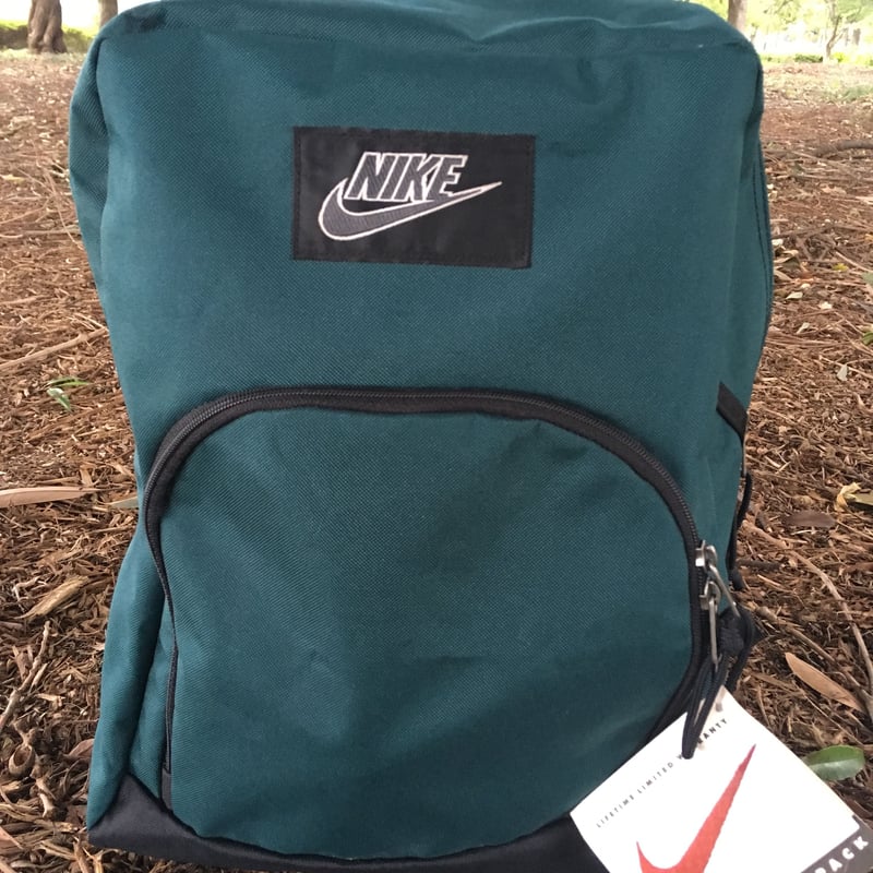 90's NIKE backpack | WEST MAPS 90's NIKE backpack | WEST MAPS
