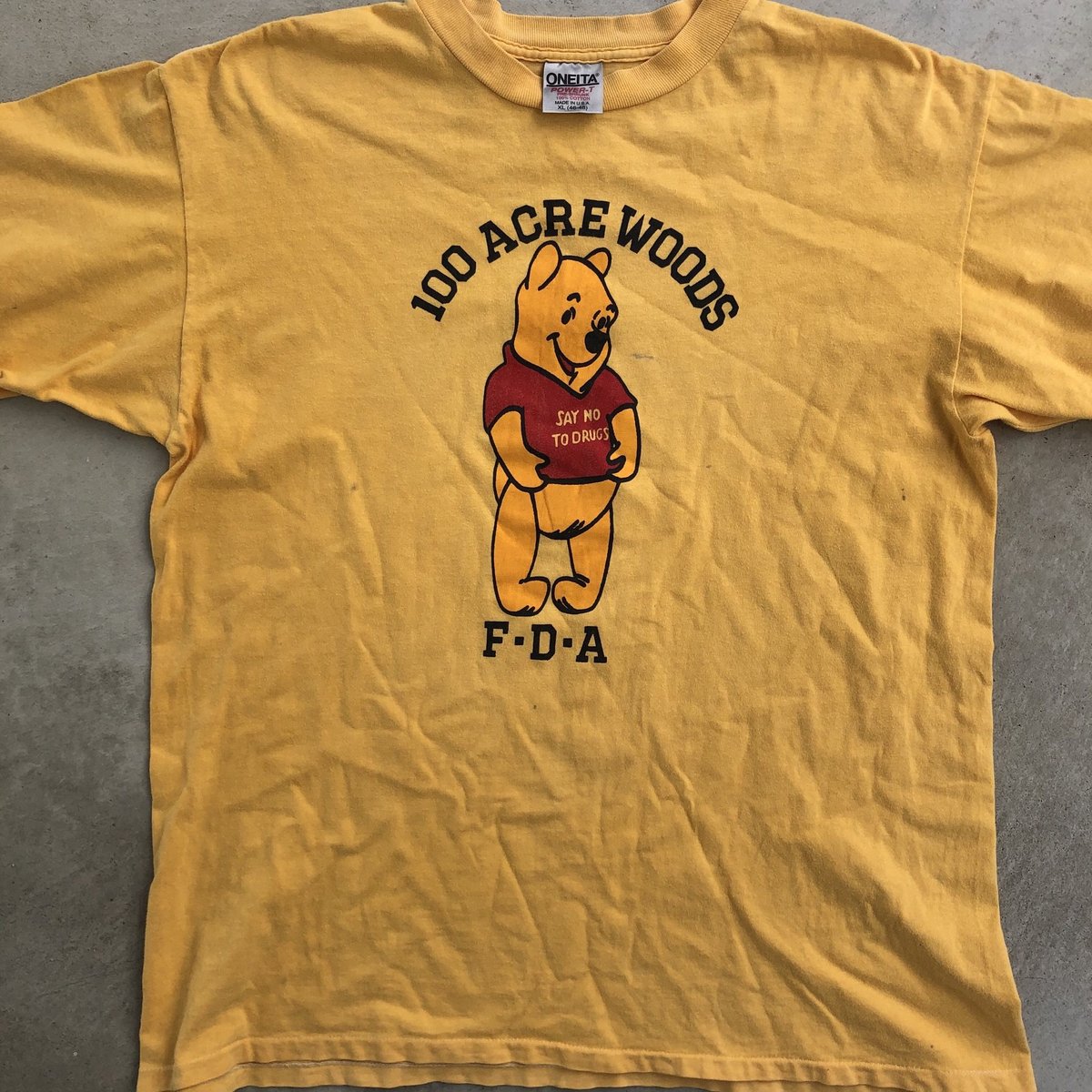 Unofficial Winnie the Pooh vtg t shirt | WEST MAPS