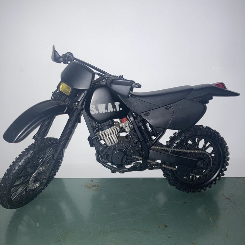 1/6 12インチ NewRay HONDA XR400 SWAT 1/6 12インチ NewRay HONDA XR400 SWAT