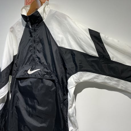 NIKE HALF ZIP NYLON JACKET