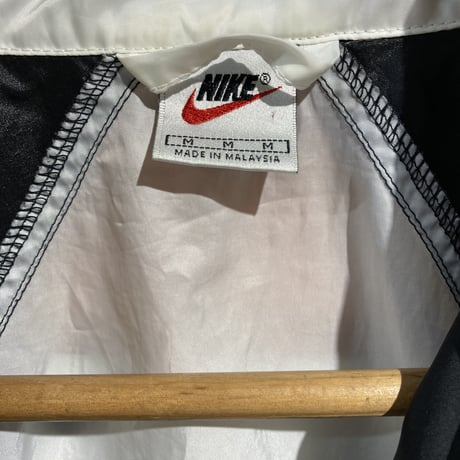 NIKE HALF ZIP NYLON JACKET