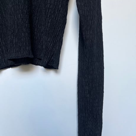 24-09-22 black long sleeve tops [Pull Qus]