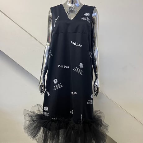 24-05-05 Silkscreen BLACK frill dress [Pull Qus]