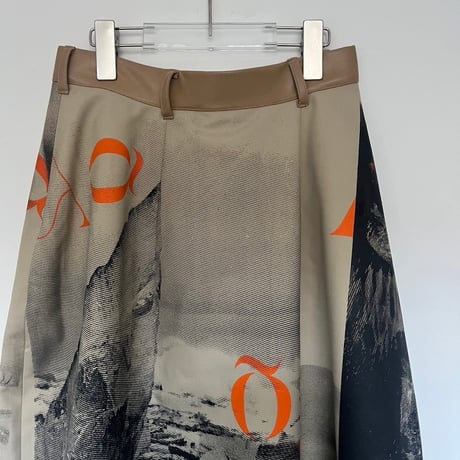 24-04-01 Silk screen skirt [Pull Qus]