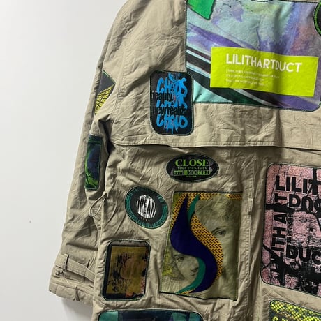 Graphic patch coat (A)24-01-19 [Pull Qus]