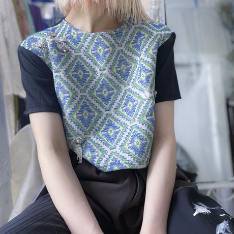 lilith art duct embroidered tops 19-5-1