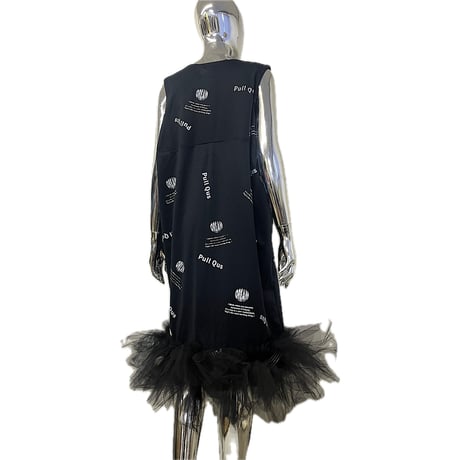 24-05-05 Silkscreen BLACK frill dress [Pull Qus]