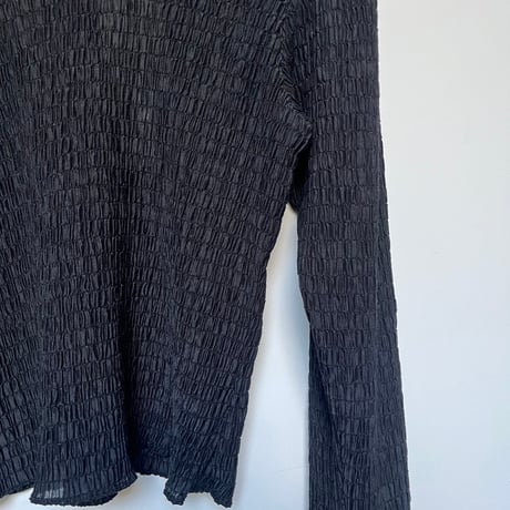 24-09-22 black long sleeve tops [Pull Qus]