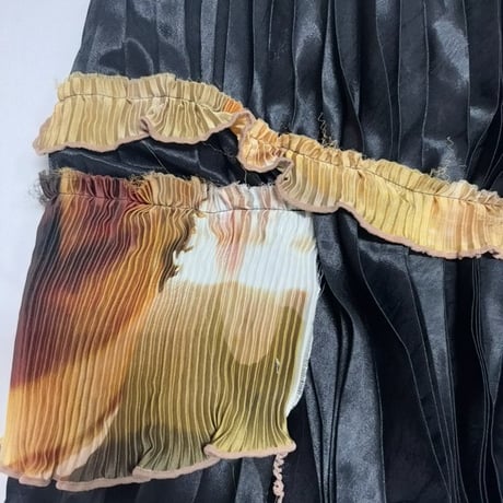 24-03-06  frill and silkscreen skirt (D)  ［PullQus］