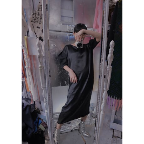 puff sleeve satin dress 20-5-1 [lilith art duct]