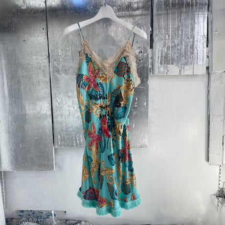 embroidered satin dress 21-4-8 [lilith art duct]