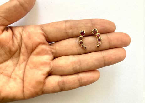 5 raindrops pierce / Garnet , tourmaline