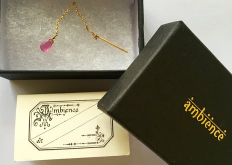 Ruby Tear drop chain / pierce