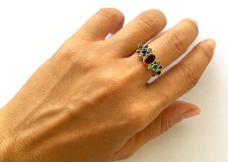 Multi color gems ring / Garnet in center