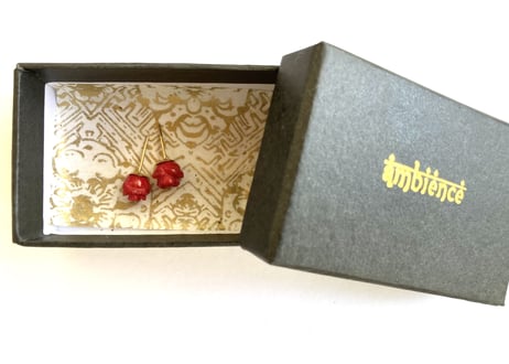 Red coral Rose / pierced earring