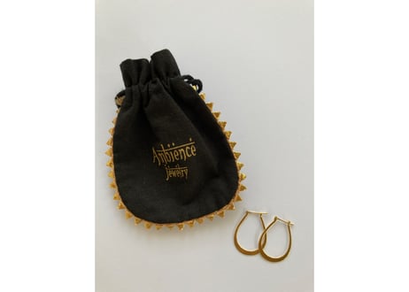Golden hoop / ellips