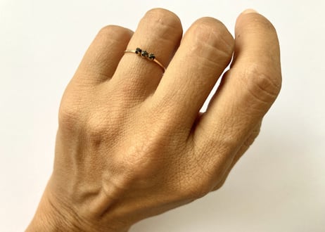 Black is beautiful / Rough Black Diamond Ring