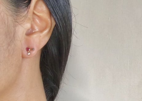 Zodiac 3 stones pierce