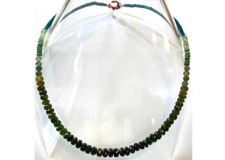 Green spectrum / One kind necklace