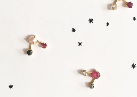 Zodiac 3 stones pierce