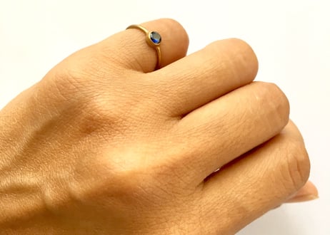 Simple ring / Blue sapphire