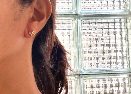 Star shine pierced earring/ Rainbow moonstone