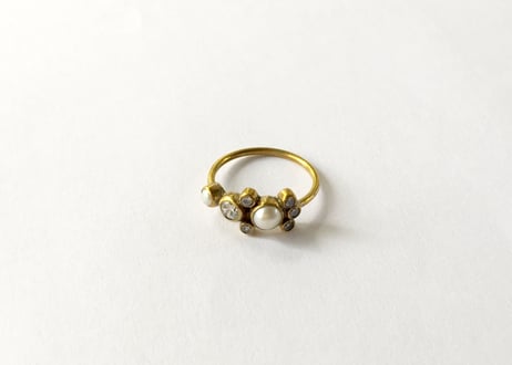 Cloudy crystal/ ring