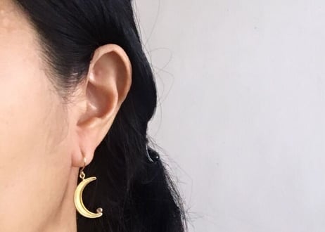Moon Pierce / Ruby
