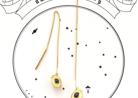Saturn chain pierce/ Blue sand stone