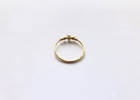 Emerald square and diamonds ring