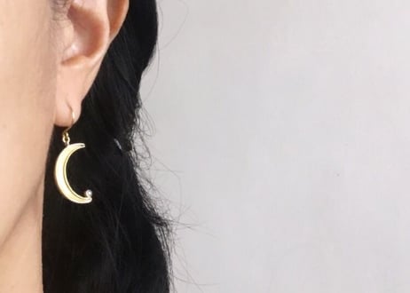 Moon Pierce / Ruby