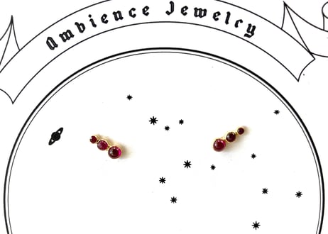 Cabochon drops / Ruby