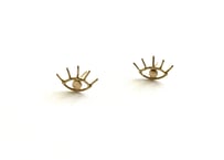 Open your eye pierced earring/ just gold