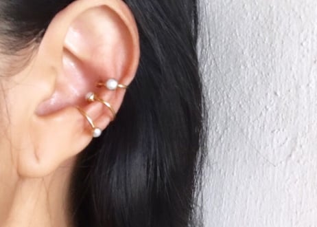 Pearl simple ear cuff